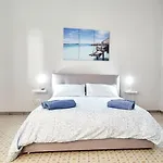 Eracles House Near Ortigia Island