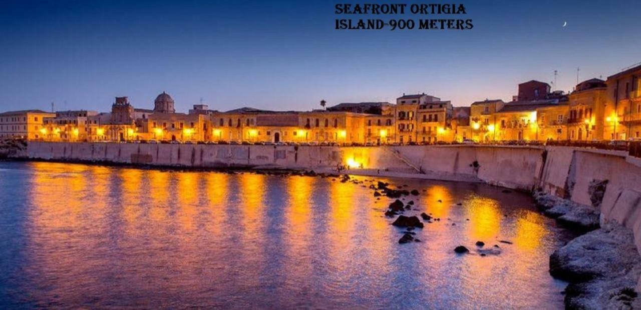 Eracles House Near Ortigia Island
